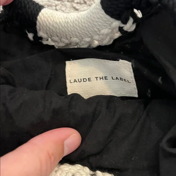 NWT Laude The Label Crochet Wooden Handle Bag - Picture 5 of 7